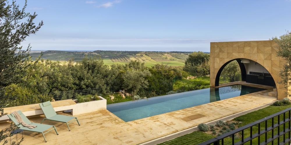Luxury Villas in Italy with private pool